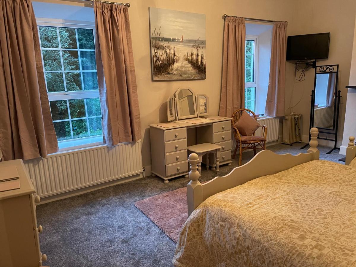 Bed and Breakfast Admiralty House Moville Exterior foto