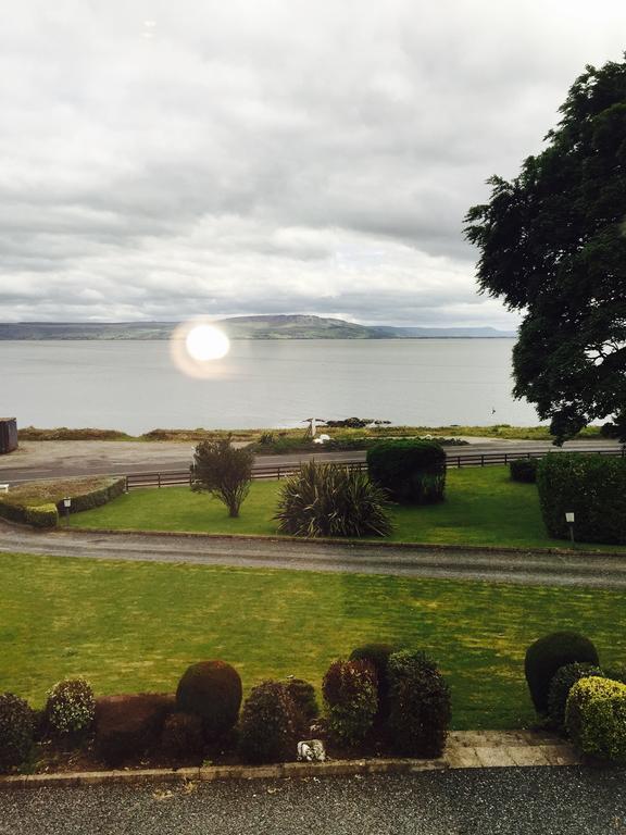 Bed and Breakfast Admiralty House Moville Zimmer foto