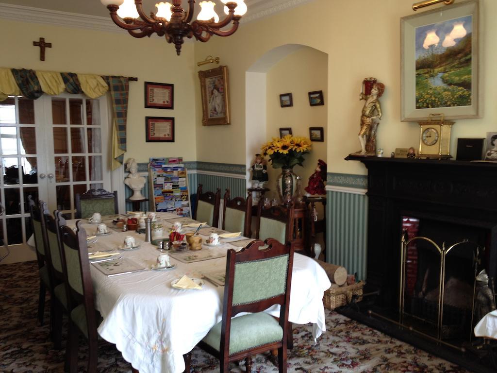 Bed and Breakfast Admiralty House Moville Exterior foto